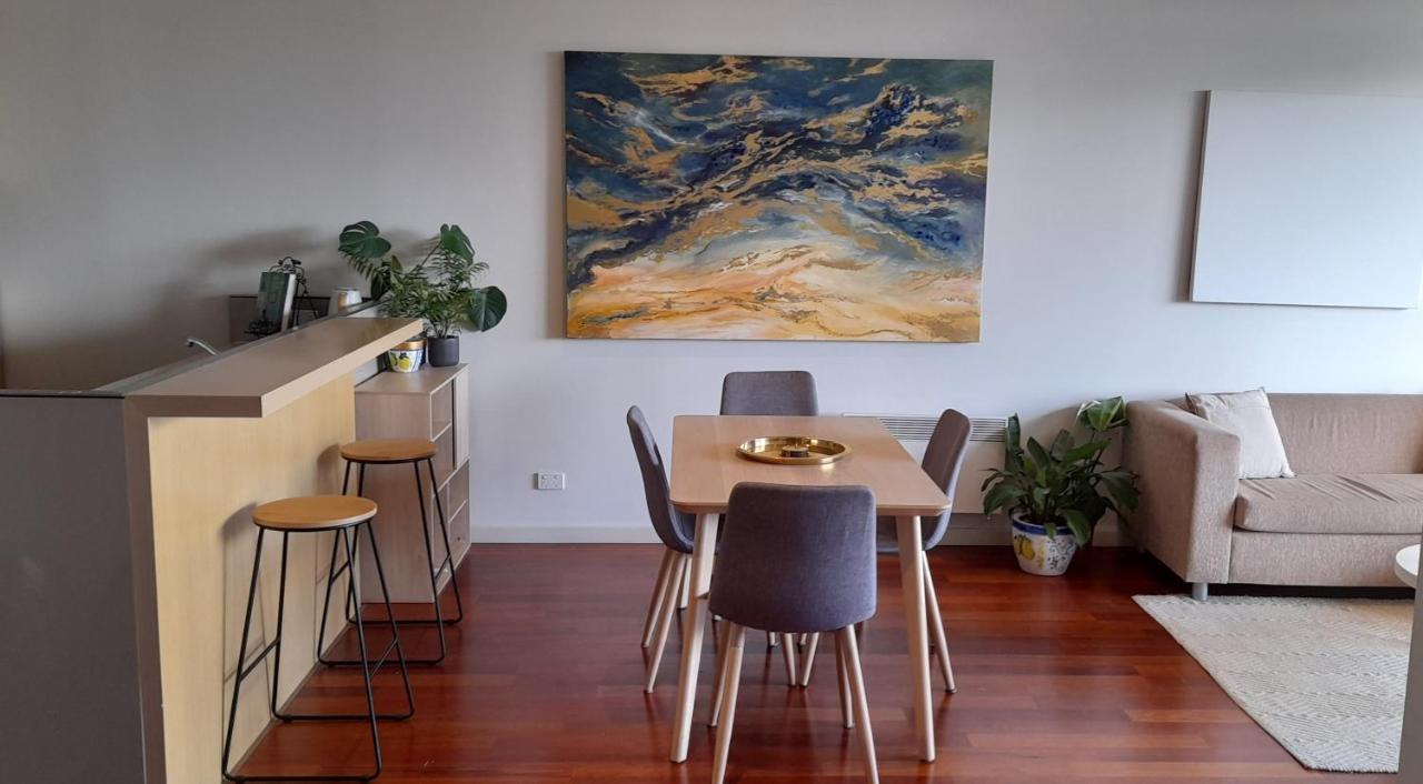 Beautiful Apartment 100Mts Near The Beach In Port Melbourne Exteriér fotografie