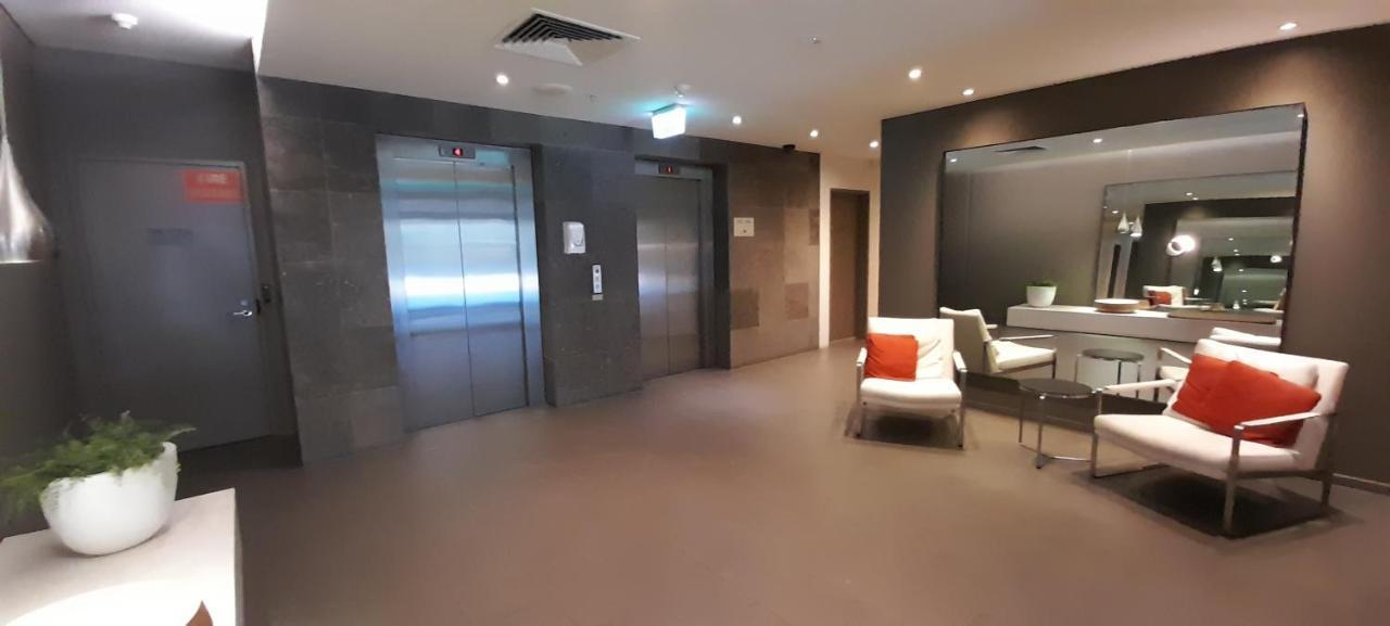 Beautiful Apartment 100Mts Near The Beach In Port Melbourne Exteriér fotografie
